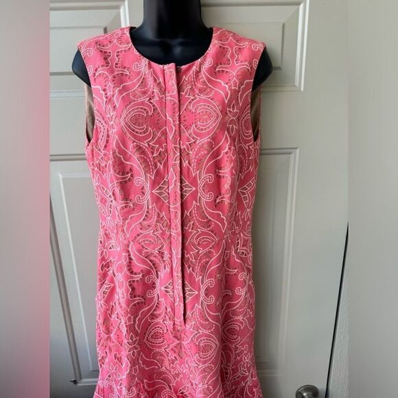 BCBGMaxAzria Chrystal Zip-Front Flounce-Hem Lace Dress Size: 8 - Picture 9 of 15
